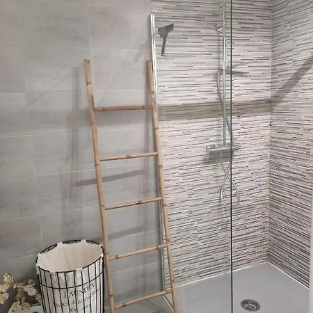 Apartament Appartement F3 Fréjus